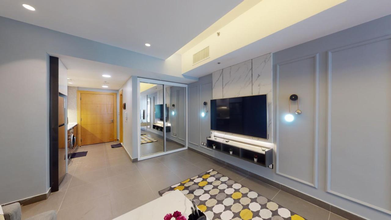 Al Fares Luxury Furnished Apartment-Damac Tower エクステリア 写真