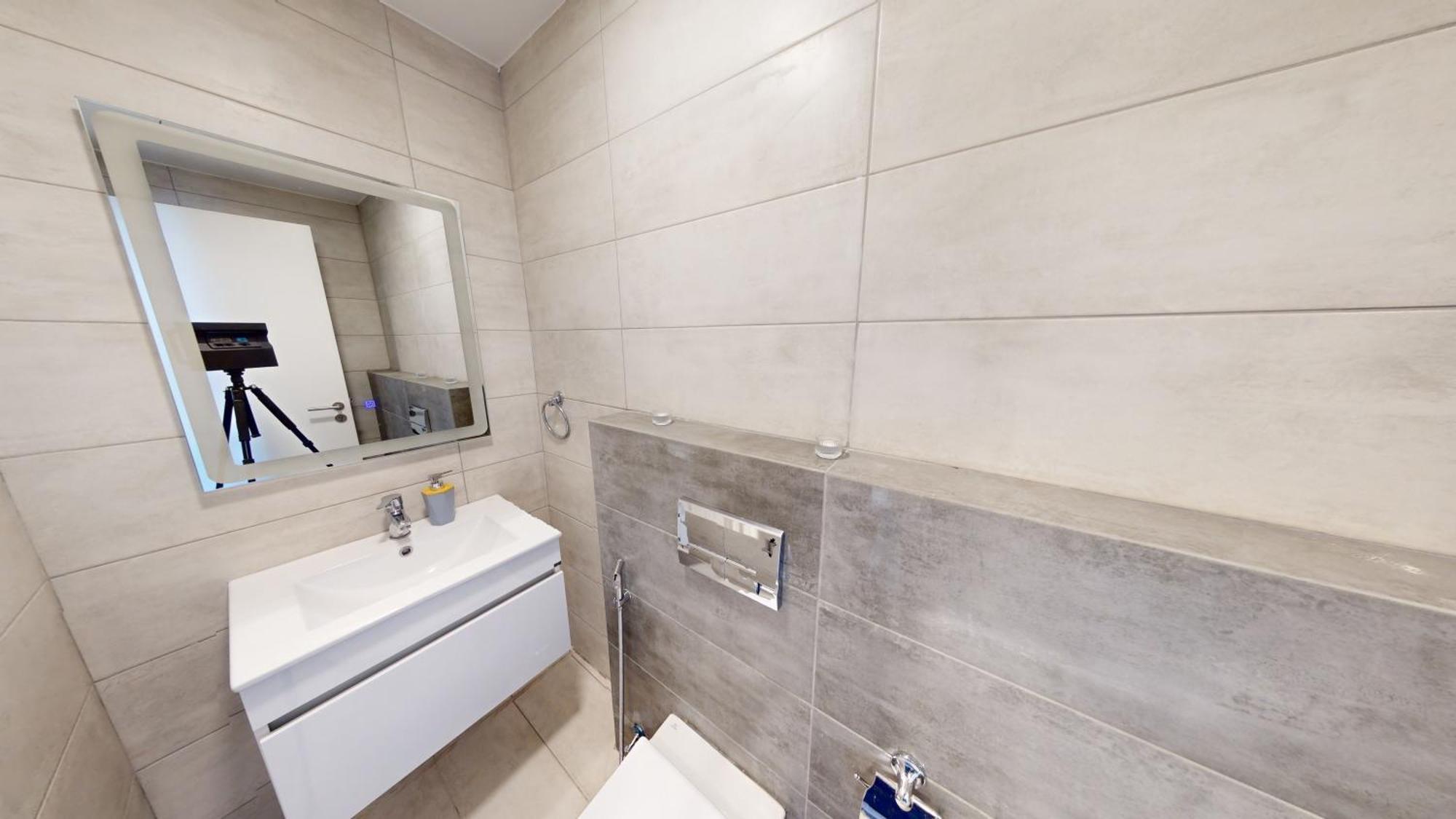 Al Fares Luxury Furnished Apartment-Damac Tower エクステリア 写真