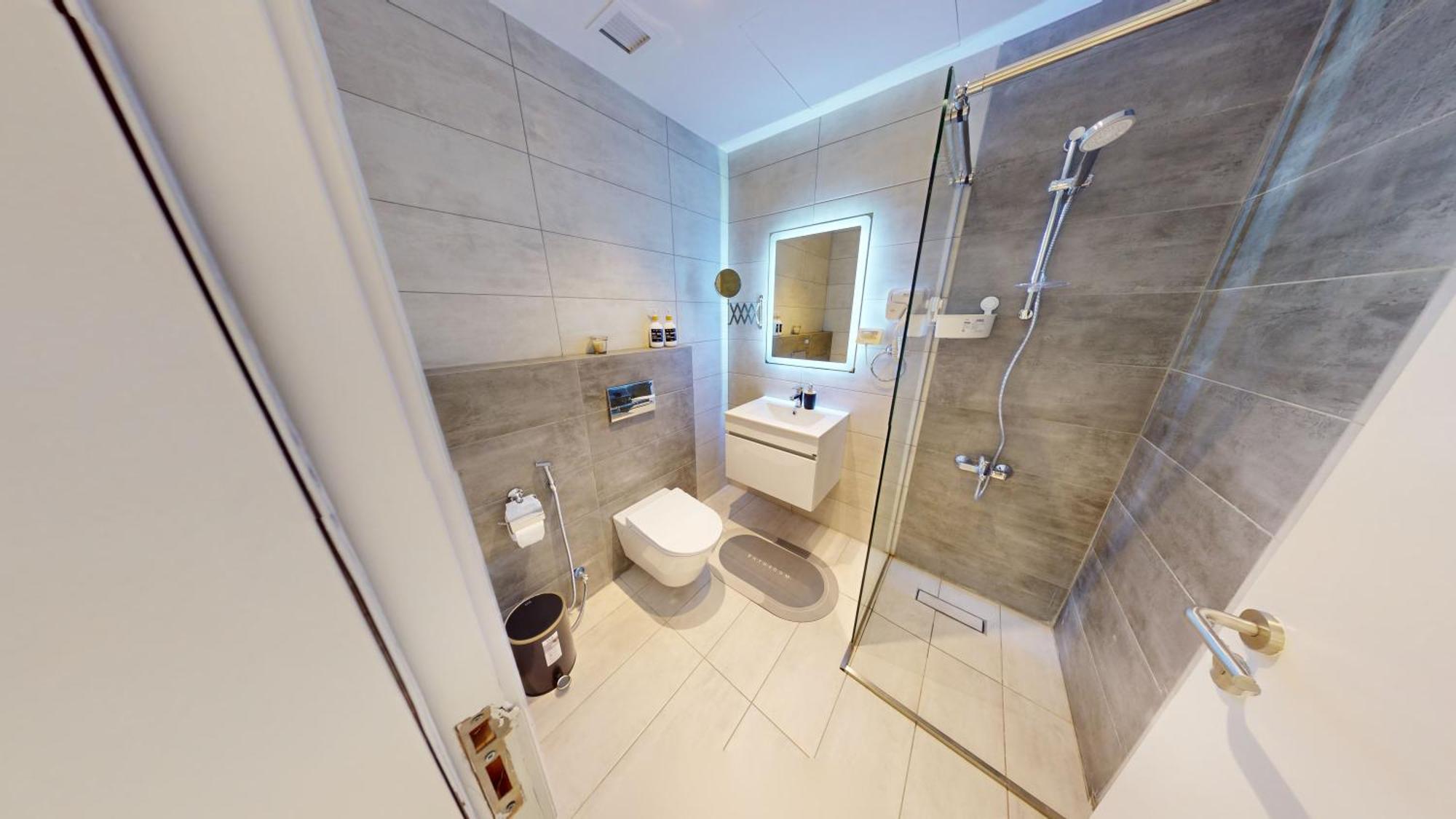 Al Fares Luxury Furnished Apartment-Damac Tower エクステリア 写真